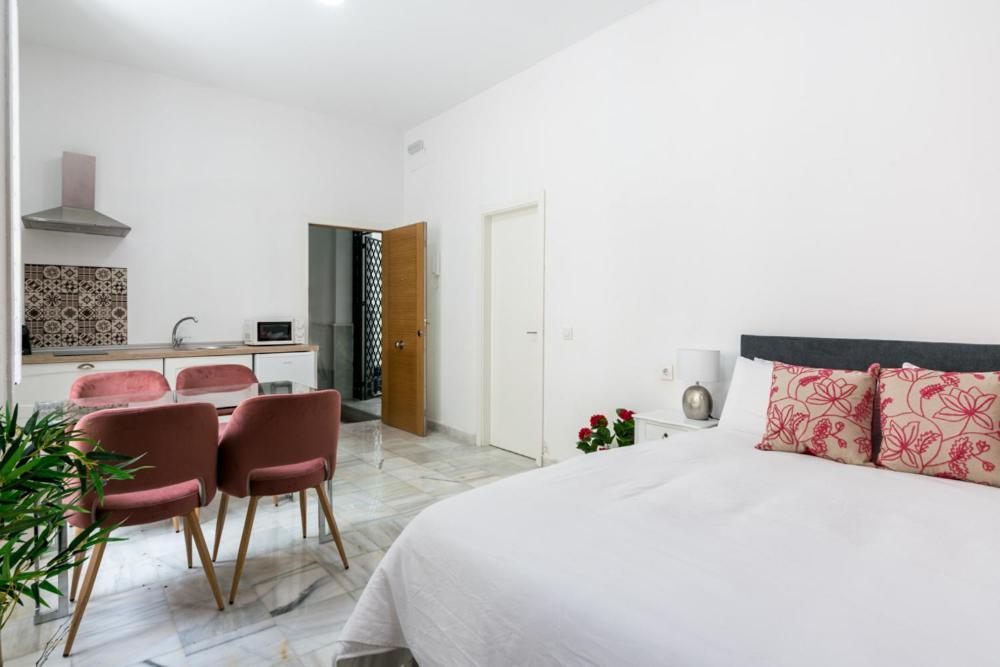 Olehousing-san Lorenzo * Seville